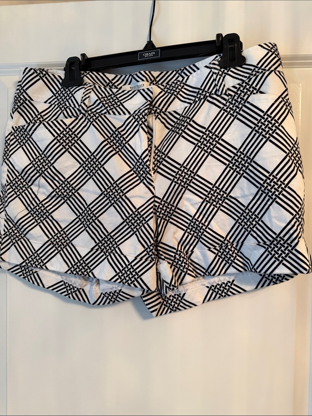White House Black Market Black & White geometric Shorts